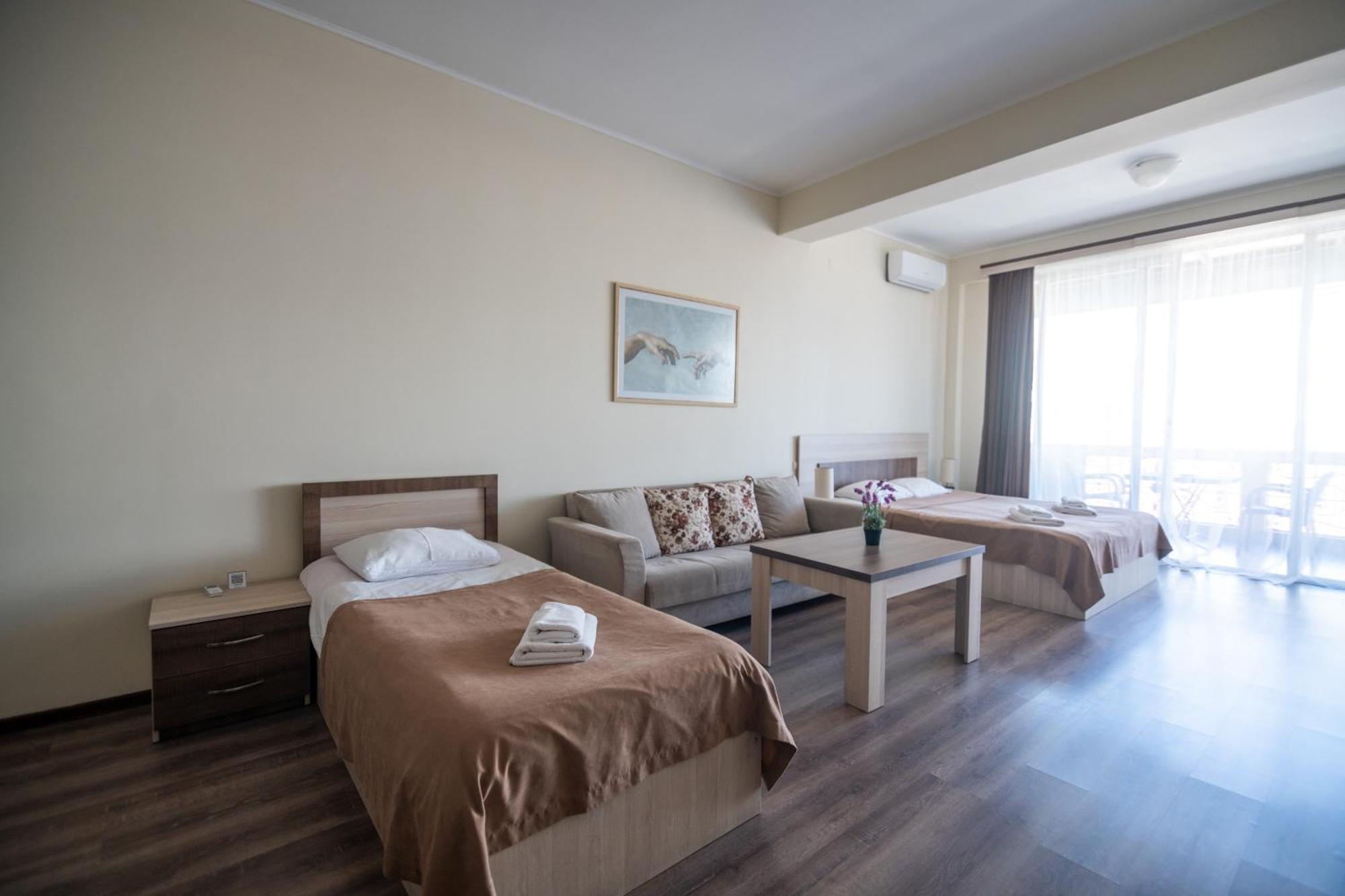 Hotel Mireosi Batumi Exterior foto